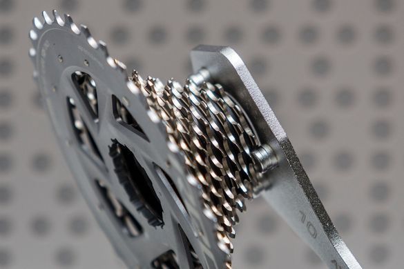 Знімач тріскачки Sram X-range 629060-1670/2BI-AXS