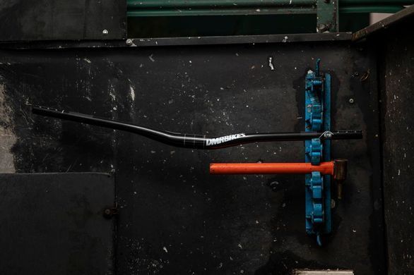 Кермо DMR Wingbar MK 4 31,8 35 мм підйом 780 мм ширина DMR-WBAL4-1.2-K