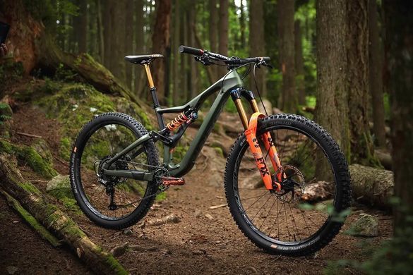 Обод Race Face, Turbine R, 30мм, 29", 28отв., Asym, Black G/M ORM17TUR302928H